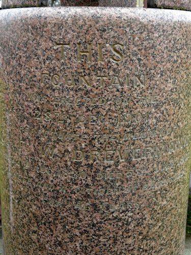Drevermann Memorial Drinking Fountain : 11-August-2011