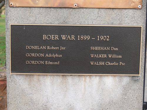 Dunkeld & District Memorial Park : 12-May-2013 Dunkeld & District Memorial Park : 12-May-2013