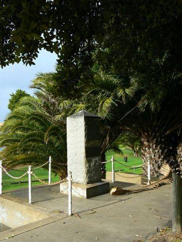 Edward Henty : 11-June-2011