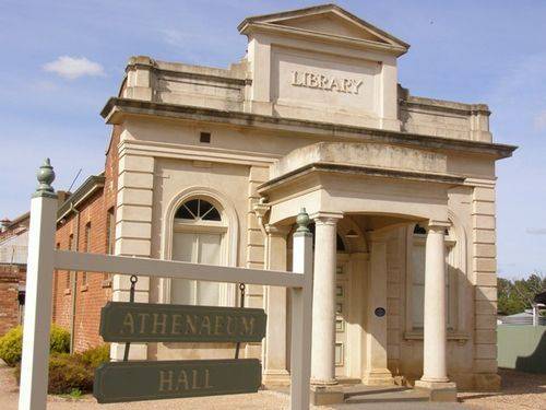 Elmore Athenauem Hall 3 : 22-04-2014 Elmore Athenauem Hall 3 : 22-04-2014