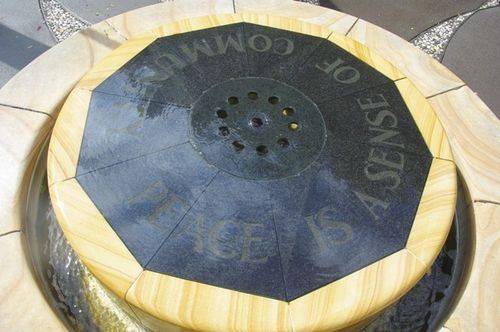 Peace Fountain Closeup : April 2014 Peace Fountain Closeup : April 2014