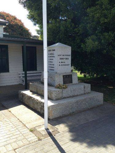 Erica War Memorial 2 : March 2014 Erica War Memorial 2 : March 2014