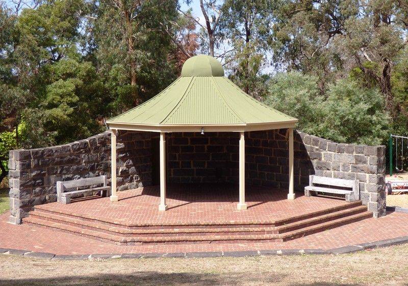 02-April-2015