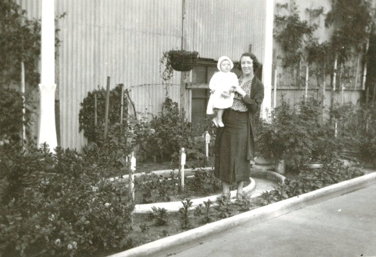 1930 (B-40267 : State Library of South Australia) 1930 (B-40267 : State Library of South Australia)