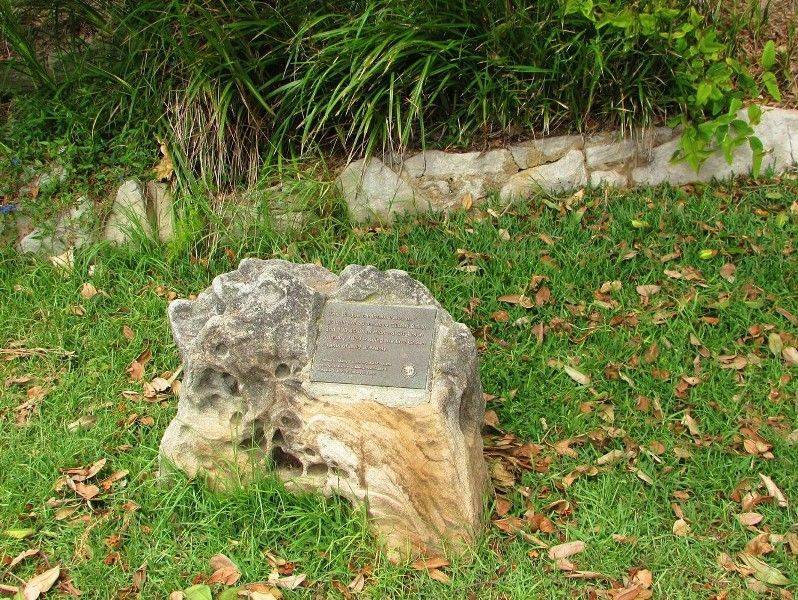 Plaque 2 : 10-January-2015