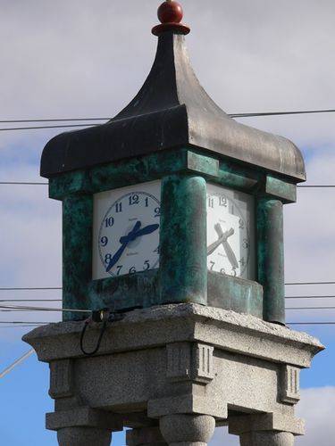 Foster War Memorial : 16-April-2013