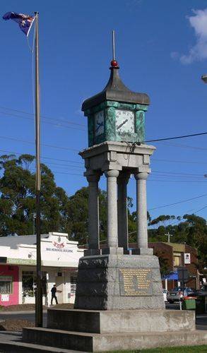 Foster War Memorial : 16-April-2013 Foster War Memorial : 16-April-2013