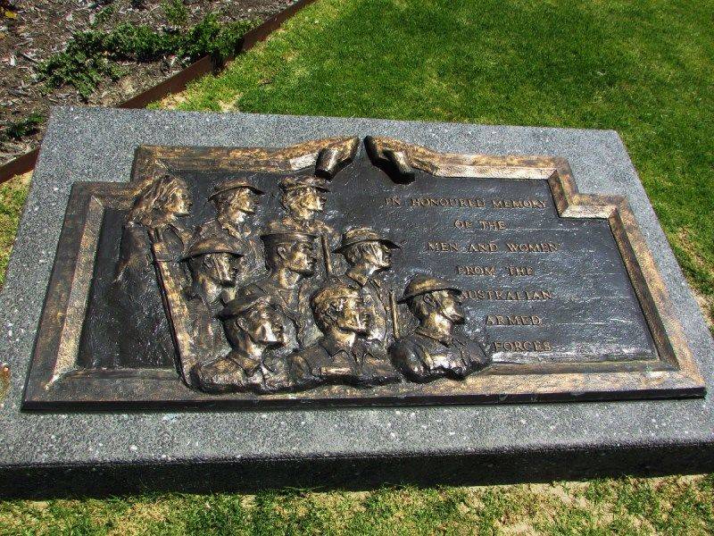 Plaque 1: 11-November-2016 Plaque 1: 11-November-2016