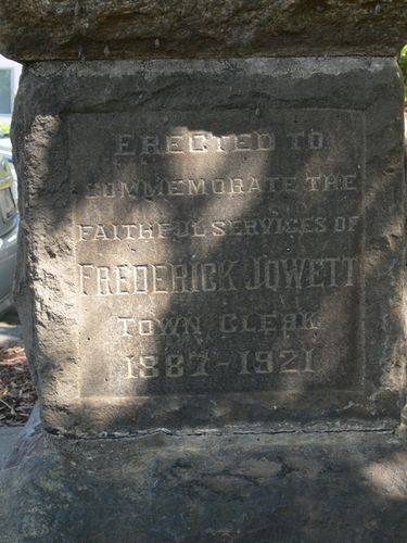 Frederick Jowett Memorial Drinking Fountain : 09-March-2013
