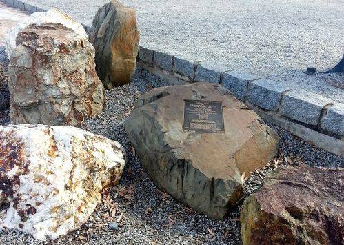 Garden Gully Plaque 2 : November 2013