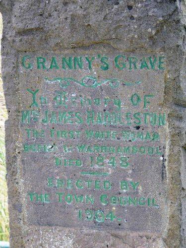 Grannys Grave