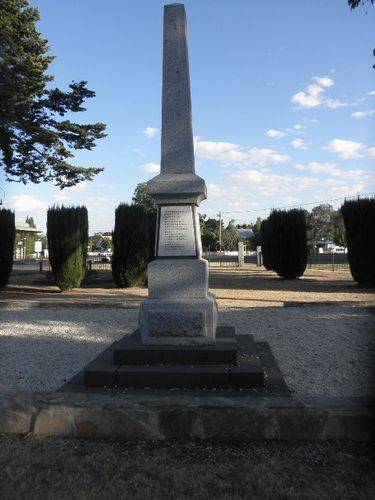 Great Western Obelisk 3 : 08-04-2014 Great Western Obelisk 3 : 08-04-2014