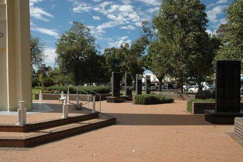 Griffith Cenotaph : 07-June-2013 Griffith Cenotaph : 07-June-2013
