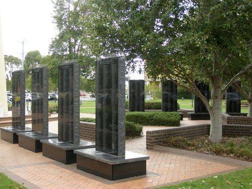 Griffith Cenotaph : 27-03-2014