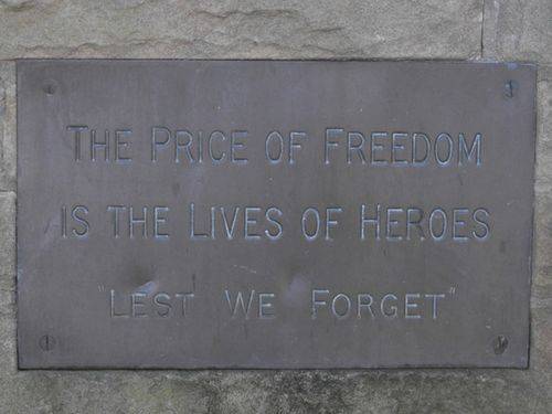 Front Inscription : October 2013