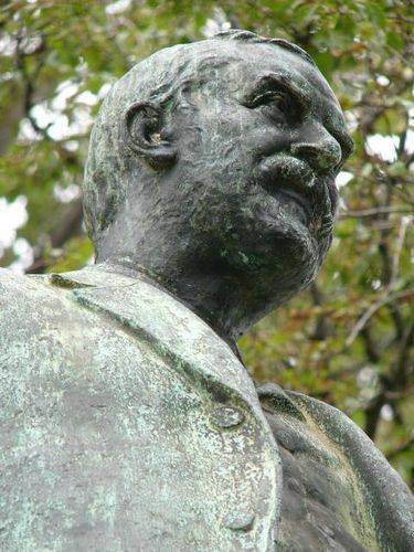HH Skinner Memorial