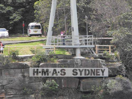HMAS Sydney Mast 2 : December 2013
