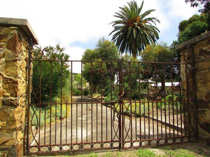 Honour Gates 2 : 15-December-2014 Honour Gates 2 : 15-December-2014