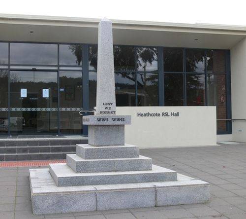 Heathcote War Memorial : 16-July-2012 Heathcote War Memorial : 16-July-2012