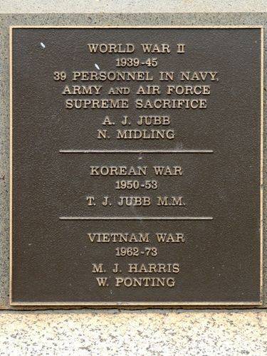 Hexham War Memorial : 17-February-2012