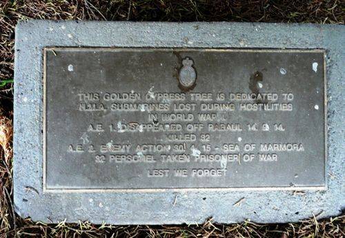 His Majesty`s Australian Submarines : 25-October-2011 His Majesty`s Australian Submarines : 25-October-2011