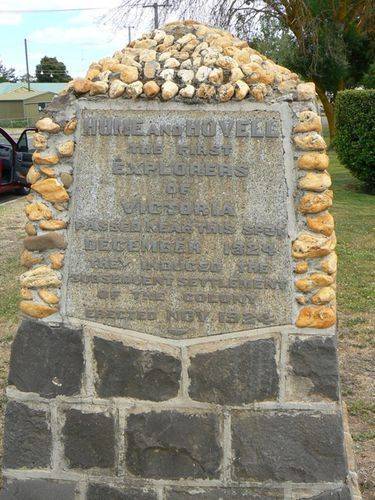 Hume + Hovell