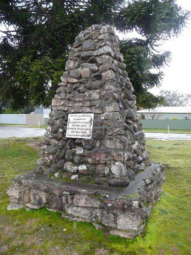 Hume & Hovell : 08-August-2011