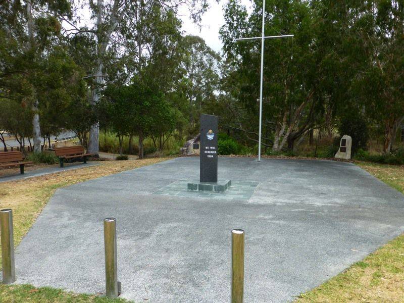 War Memorial 4 : 18-November-2014