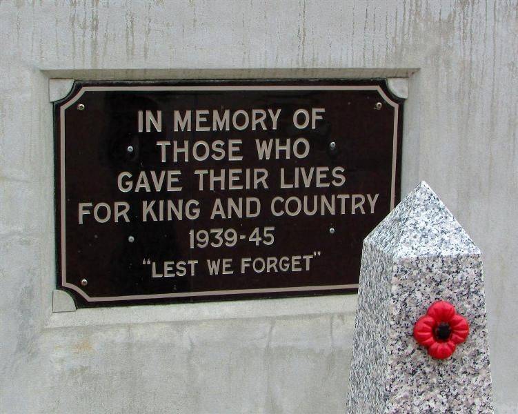 WW2 Plaque : 11-April-2015 WW2 Plaque : 11-April-2015
