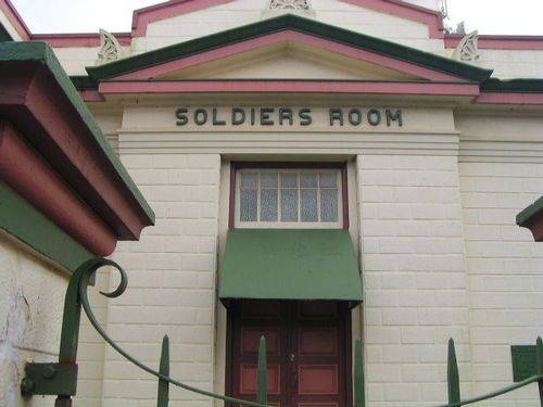 Isis District Soldiers Room