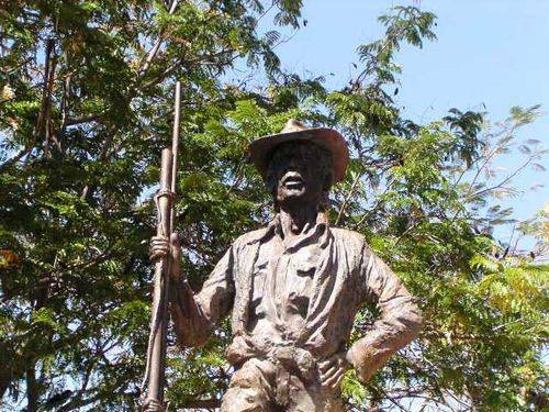 Jack Jugarie Statue