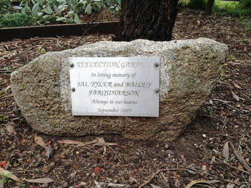 Memorial Garden Plaque : November 2013