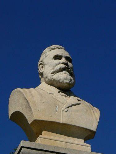 James Cumig Memorial James Cumig Memorial
