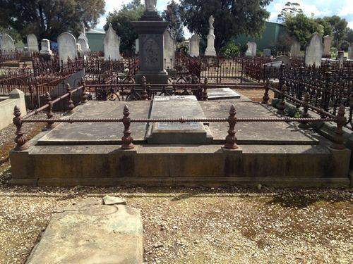 James Harrison Grave : 20-09-2013 James Harrison Grave : 20-09-2013
