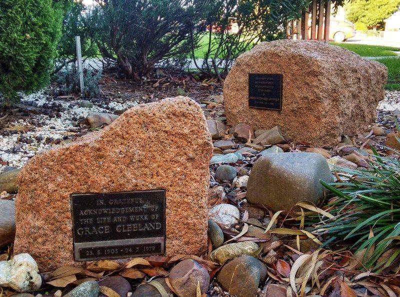 Plaque 2 : 20-May-2016