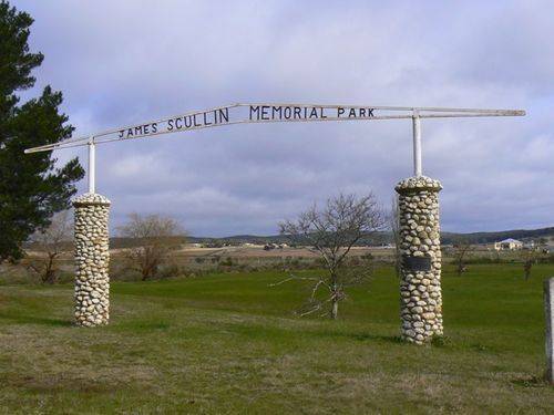 James Scullin Memorial Park : 10-July-2011 James Scullin Memorial Park : 10-July-2011