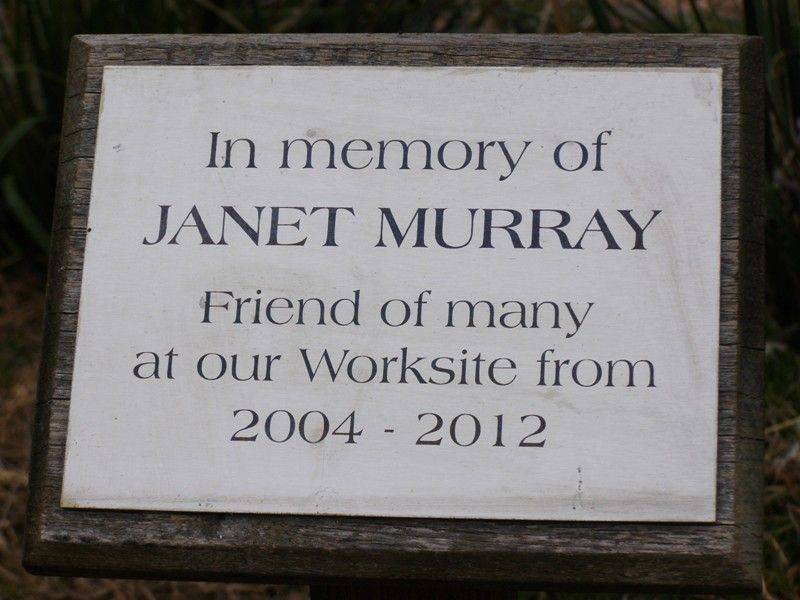Plaque Inscription : 14-November-2014