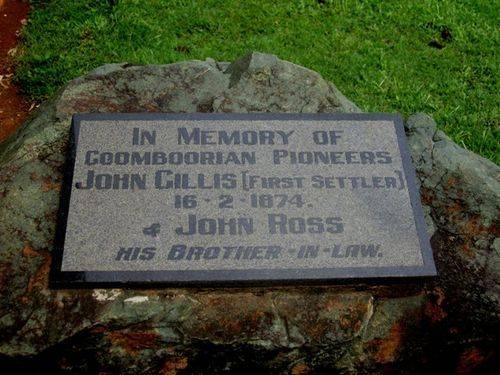 Gillis & Ross Memorial Plaque : 10-04-2013
