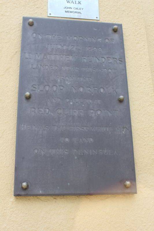 Flinders Plaque : 28-August 2009