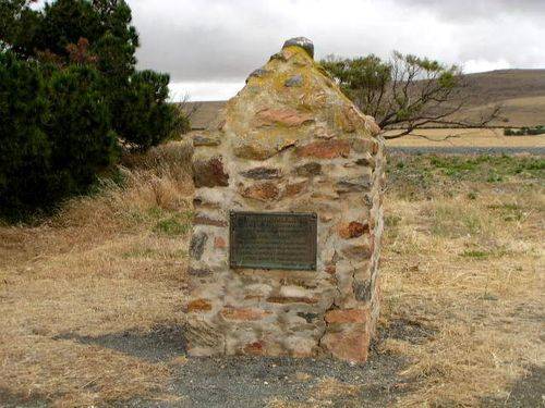 John Tennant Memorial Cairn : 2004 John Tennant Memorial Cairn : 2004