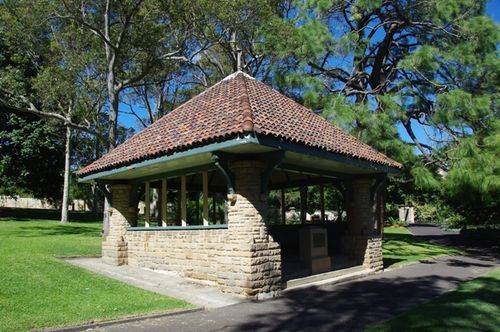 Maiden Memorial Pavilion / April 2013 Maiden Memorial Pavilion / April 2013