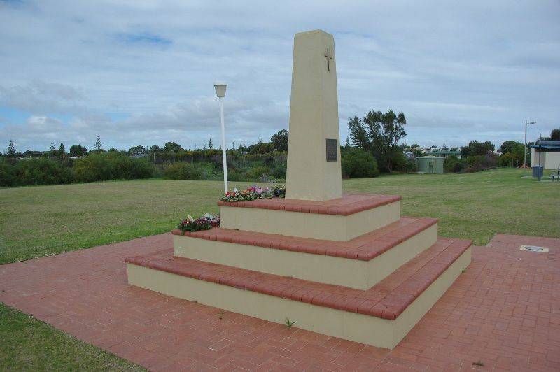 Memorial 3 :19-August-2015
Memorial 3 :19-August-2015