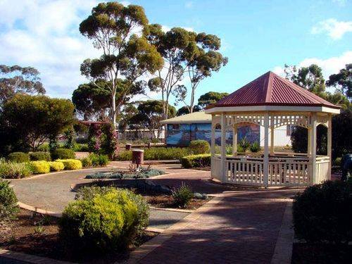 Kambalda Memorial Garden Kambalda Memorial Garden