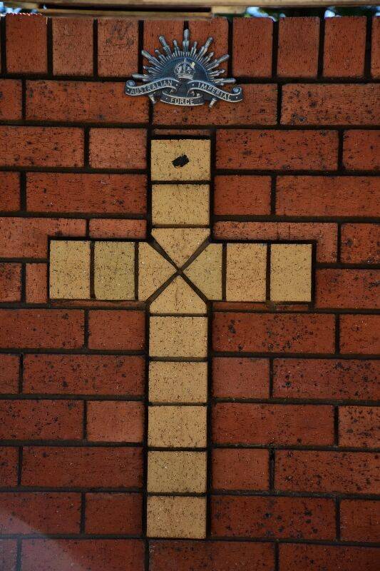 09-June-2021 (Henry Moulds)