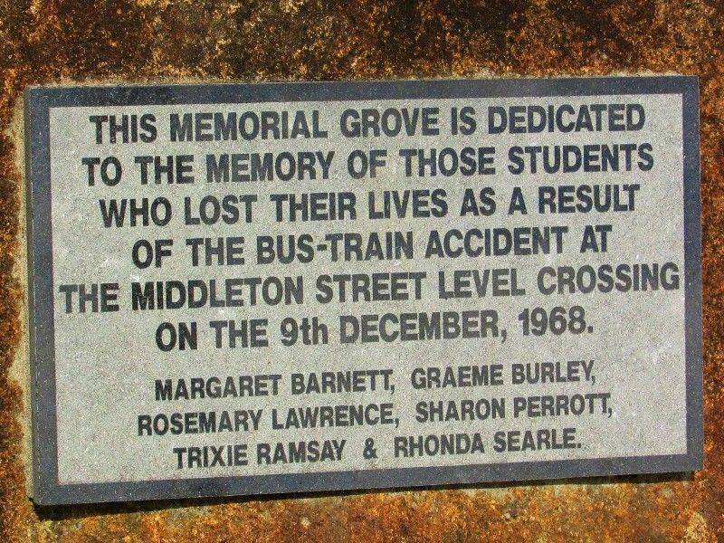 Plaque Inscription : 19-May-2015