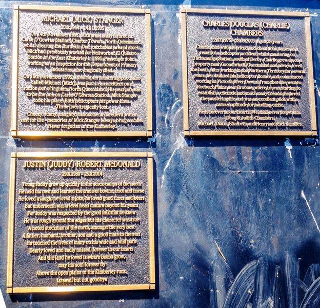 Memorial Plaques 2 : 10-June-2016