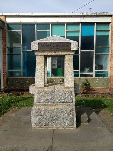 King George V Memorial : October 2013