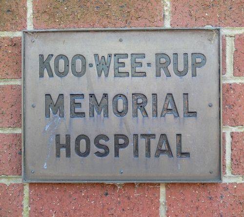 Koo Wee Rup Memorial Wall : 09-June-2012