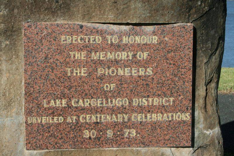 Plaque Inscription : 06-March-2014