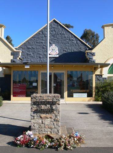 Lara Returned Services League War Memorial : 17-May-2012 Lara Returned Services League War Memorial : 17-May-2012